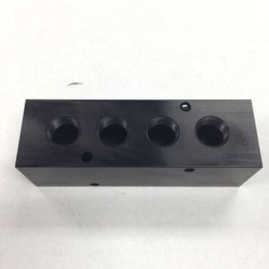AIR RIDE BLACK ALUMINUM AIR DISTRIBUTION MANIFOLD 1/2" FPT x 3/8" FPT 4 PORT